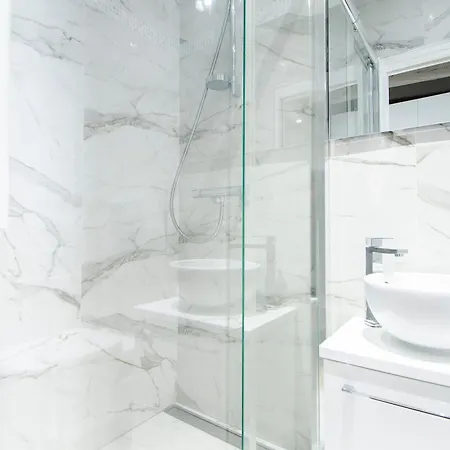 Mbm - Marais Apartment