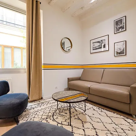 Apartment Mbm - Marais Paris