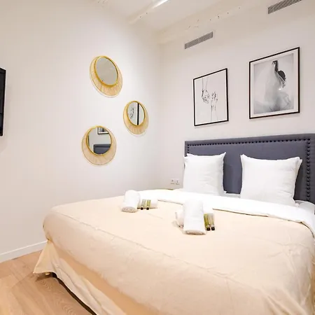 Mbm - Marais * باريس